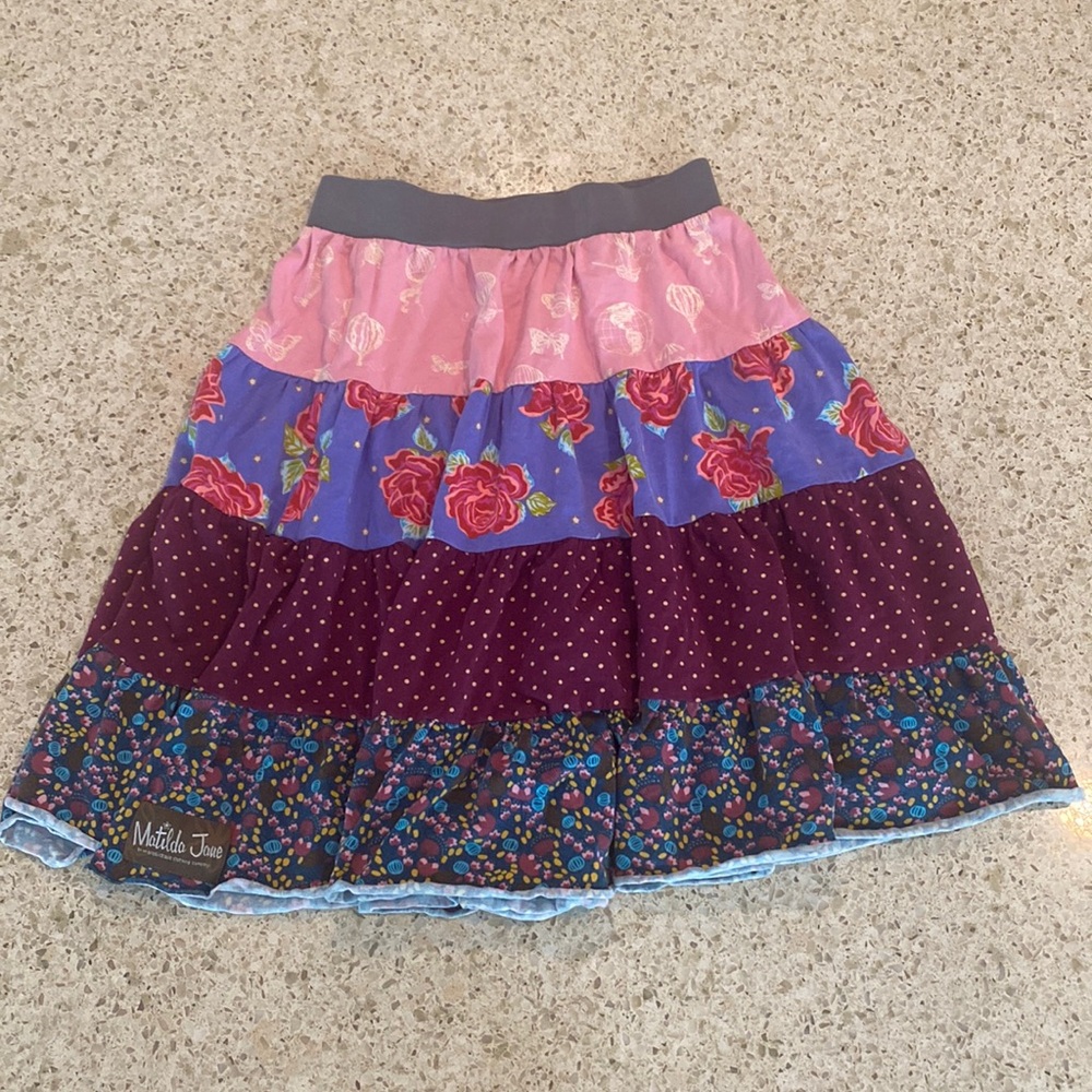 Matilda Jane tiered skirt. Paint by Numbers. Super soft & lovely. Size 8